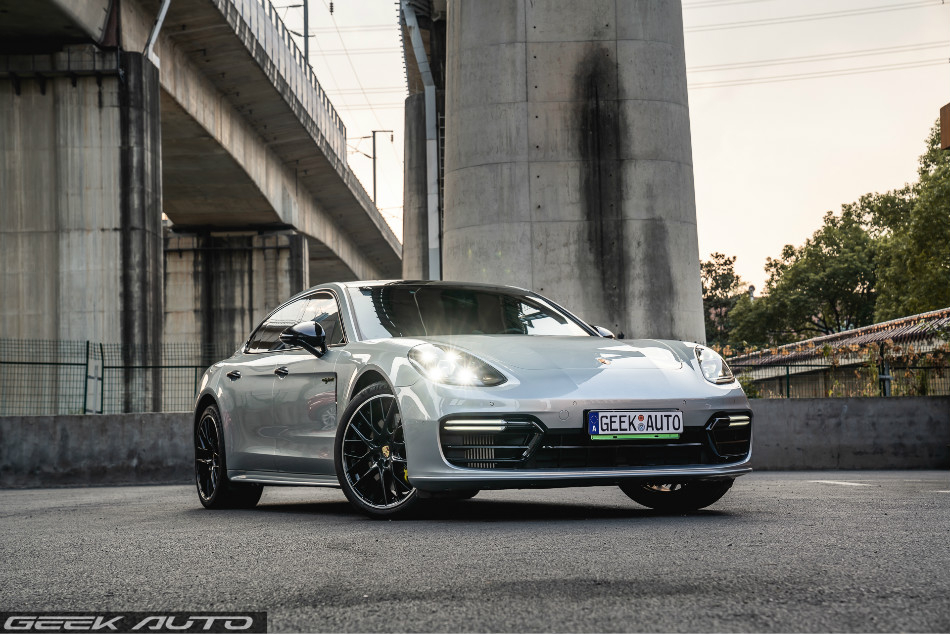 保时捷新panamera971改红色秒表纸 SD包围
