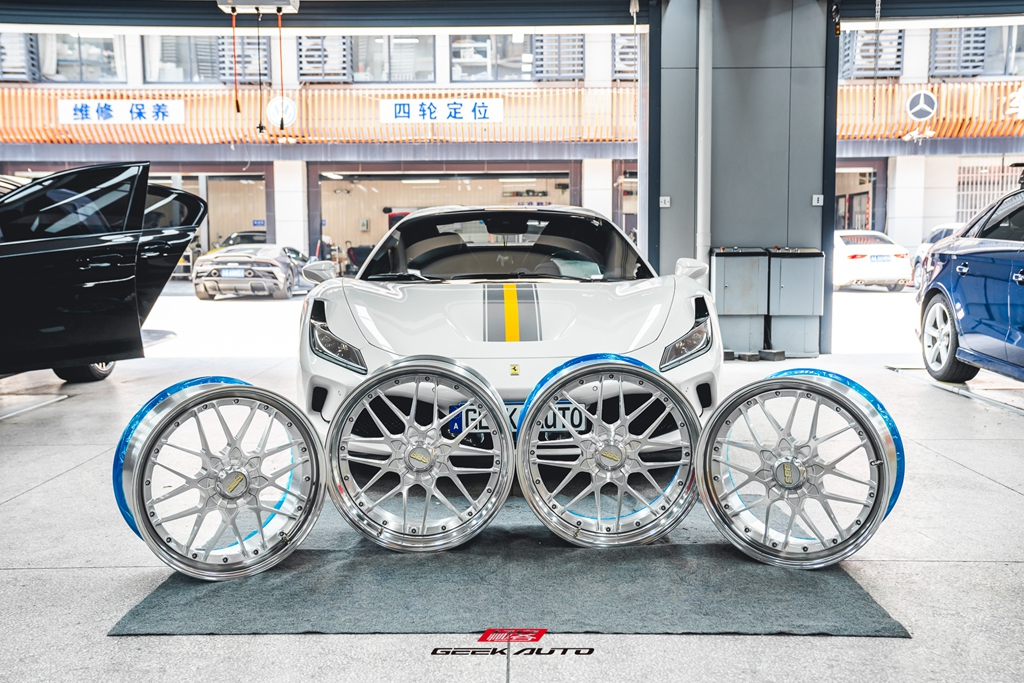 法拉利F8改BBS RS2款三片锻造轮毂